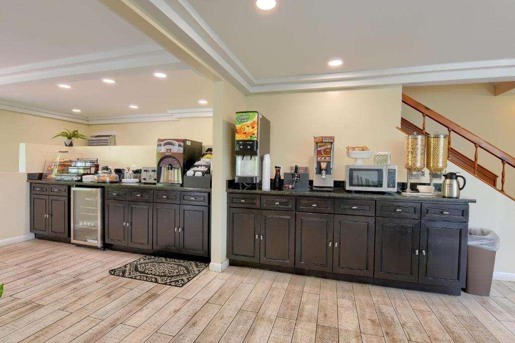 Knights Inn Danvers Εξωτερικό φωτογραφία